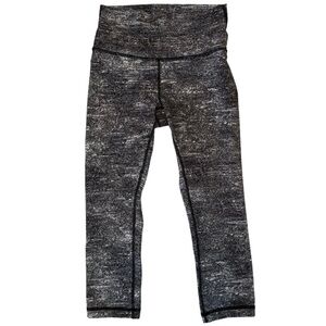 Lululemon Wunder Under Crop (Hi-Rise) *21" Rush Jacquard Black White Leggings